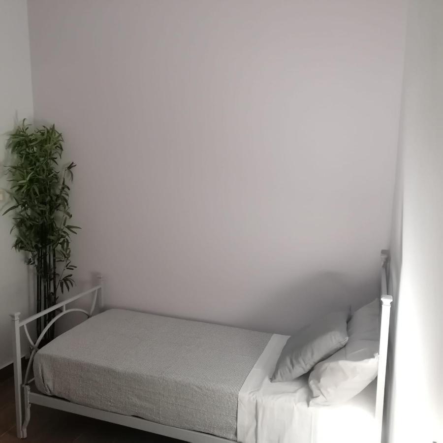 A Piscaria Apartman Catania-Fontanarossai nemzetközi repülőtér Kültér fotó
